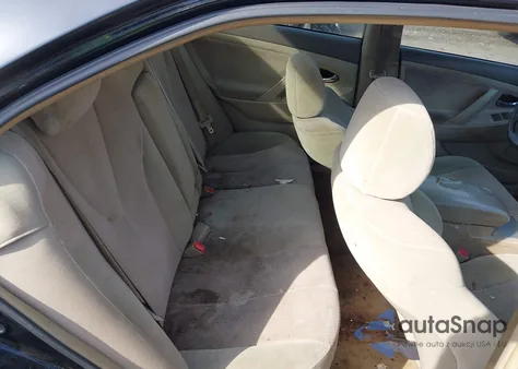 2010 Toyota Camry Le z USA, uszkodzony, nr VIN 4T1BK3EK6AU107414